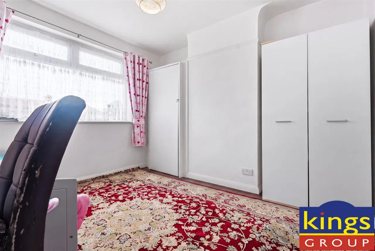 Bexley Gardens, Edmonton, N9, photo 11