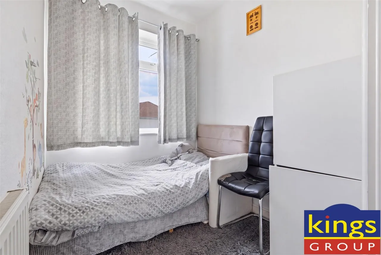 Bexley Gardens, Edmonton, N9, photo 12