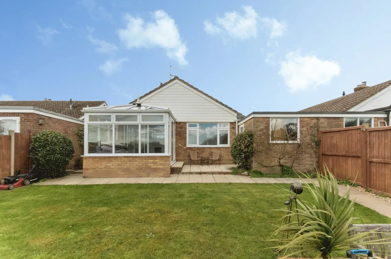 Grange Close, Horam, TN21, photo 14