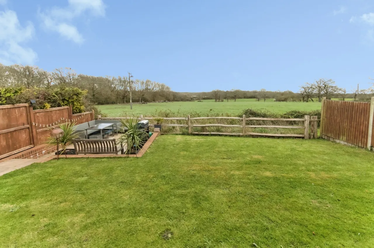 Grange Close, Horam, TN21, photo 15