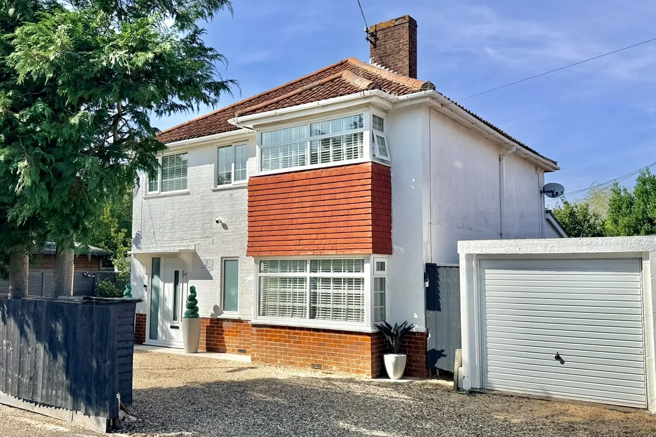 4 bed property for sale, Coniston Road, Ringwood, BH24