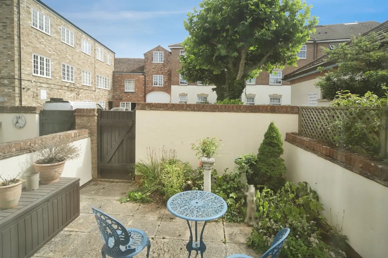 Eastgate Gardens, Taunton, TA1, photo 14
