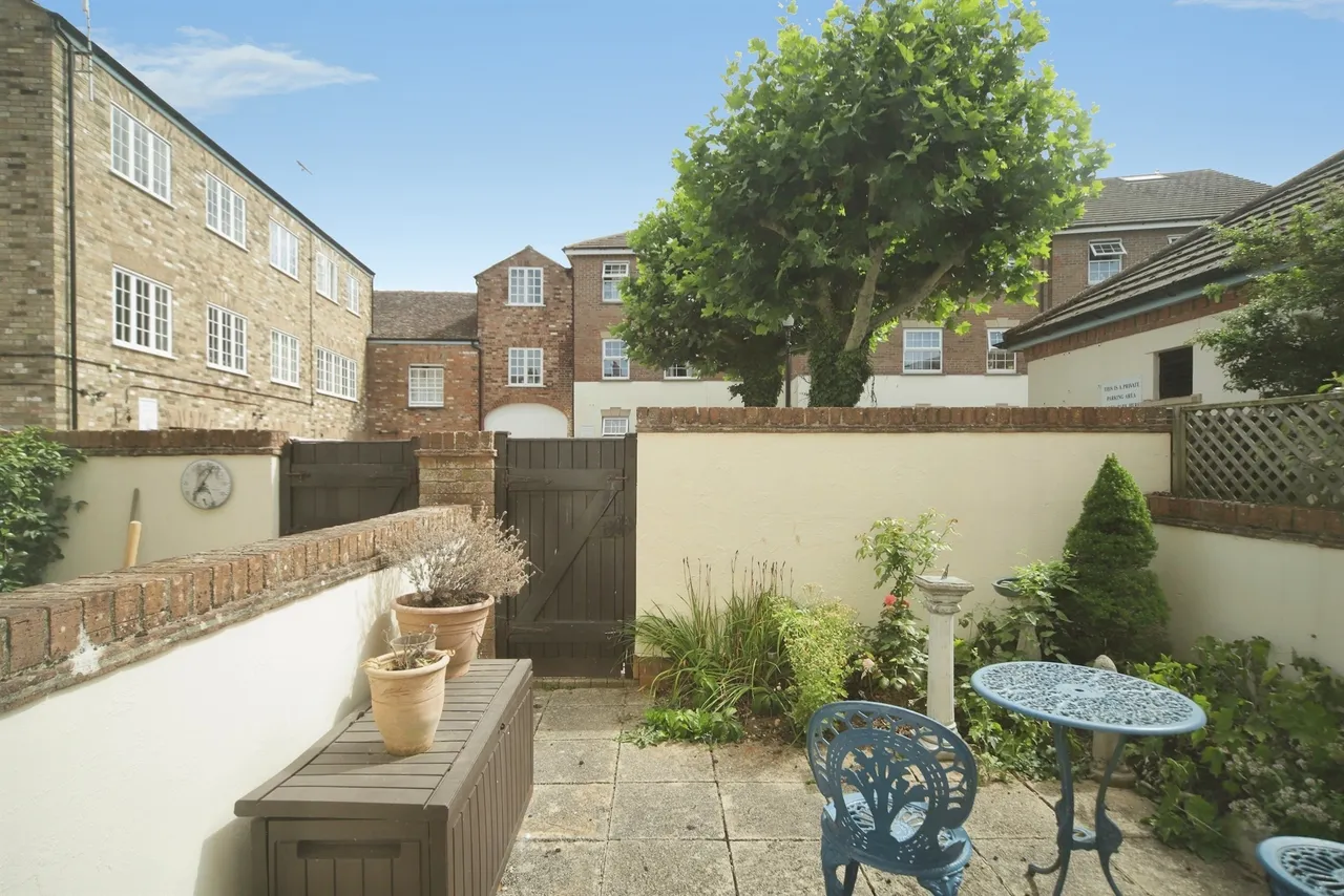 Eastgate Gardens, Taunton, TA1, photo 13