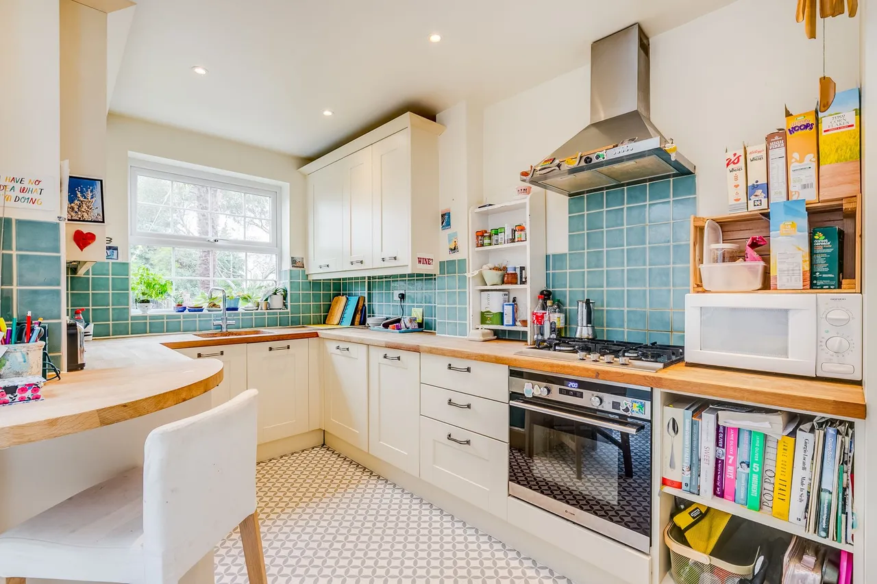 Watton Road, WARE, Ware, SG12 0AY, photo 5