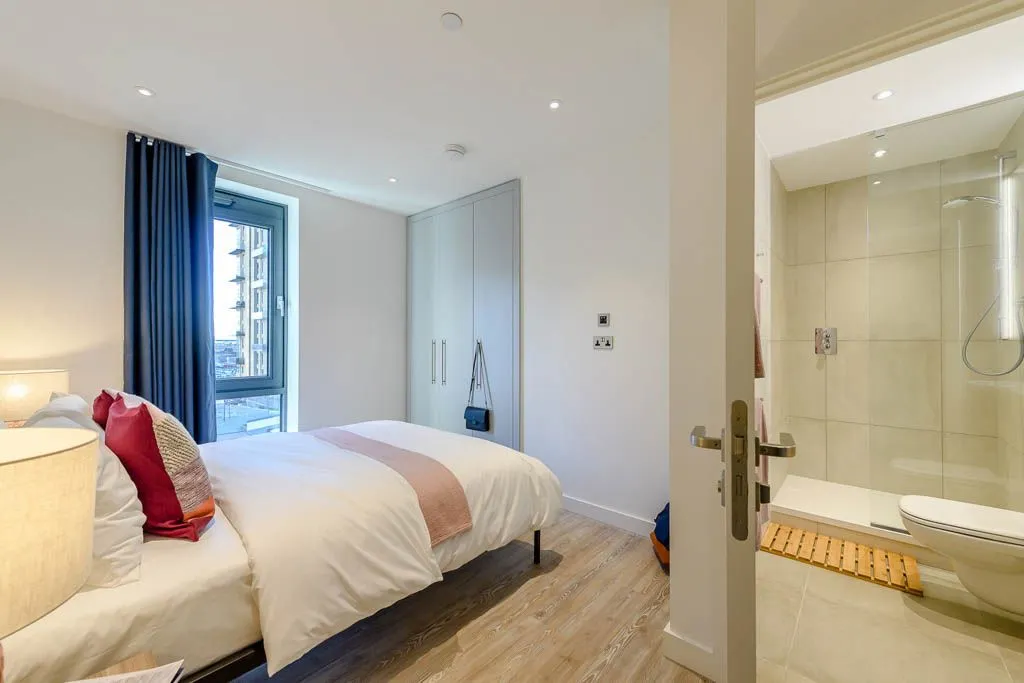 1303 Landsby East, 6 Weaver Walk, Wembley, photo 11