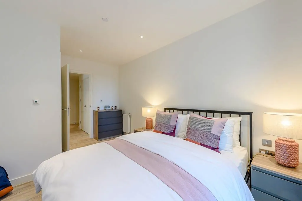 1303 Landsby East, 6 Weaver Walk, Wembley, photo 4