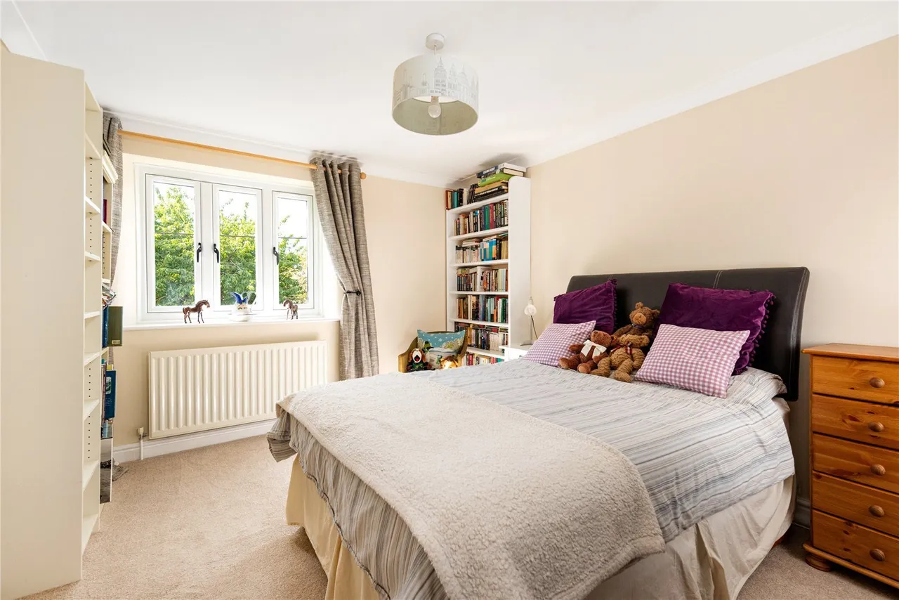 Cross Lane, Aldwincle, NN14, photo 11