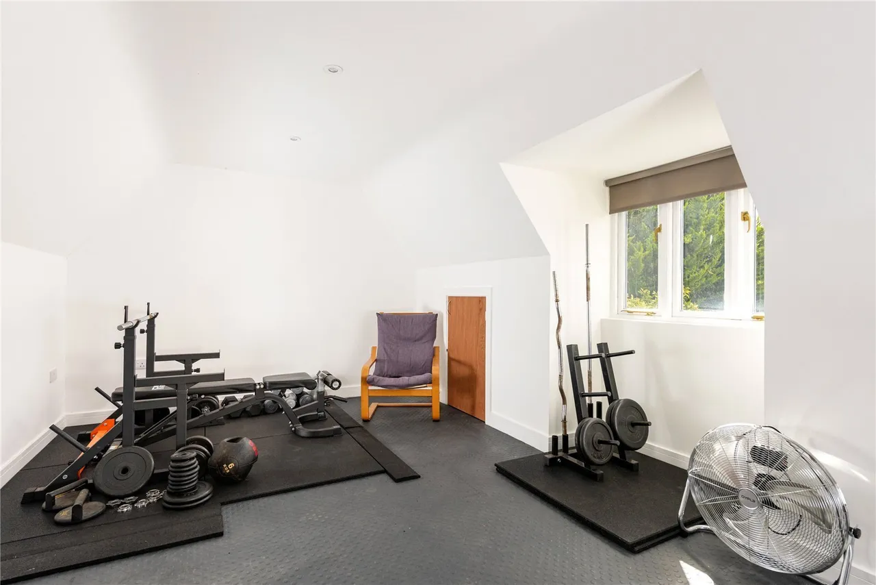 Cross Lane, Aldwincle, NN14, photo 13