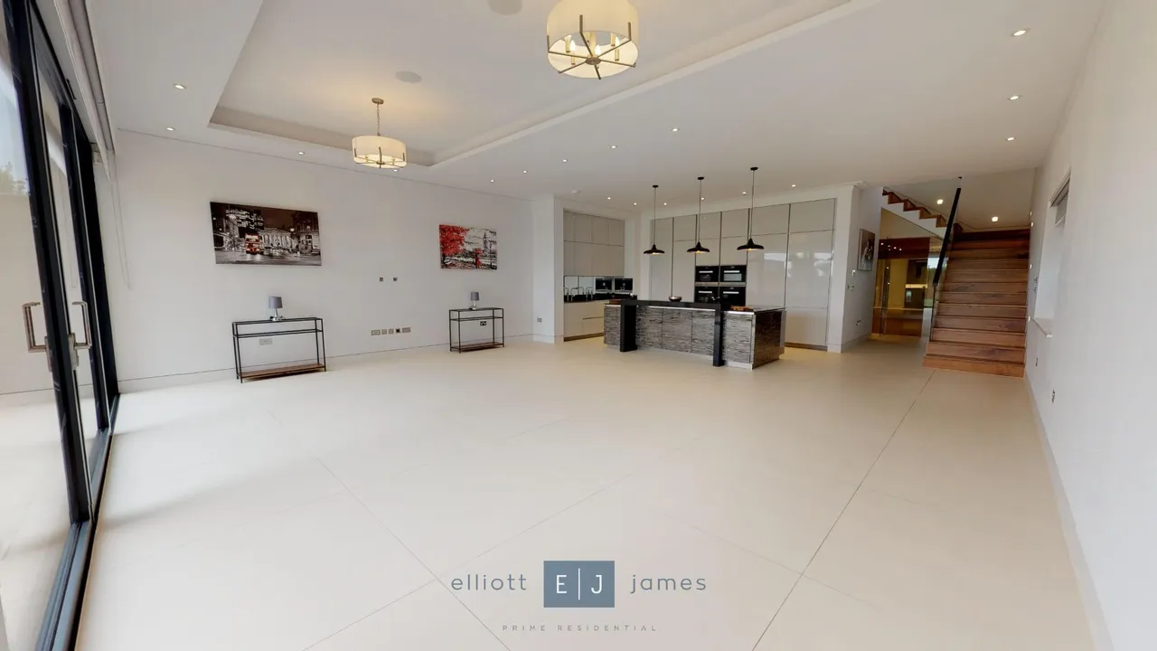 Carroll Hill, Loughton, IG10, photo 6