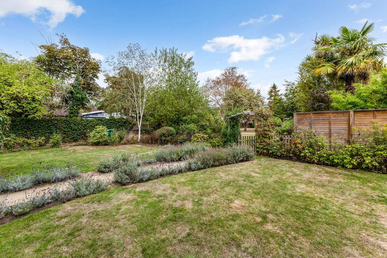 Manor Road, Teddington, TW11, photo 9