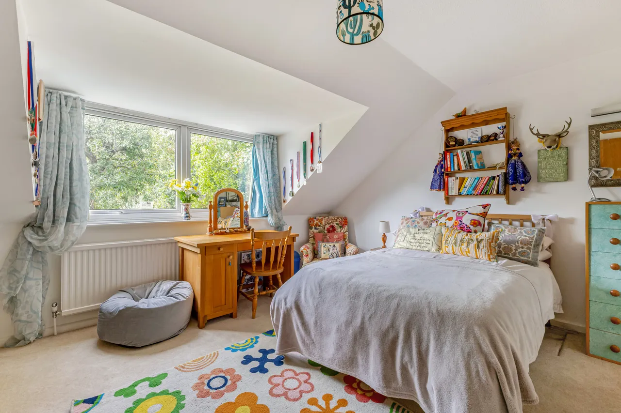 Manor Road, Teddington, TW11, photo 6