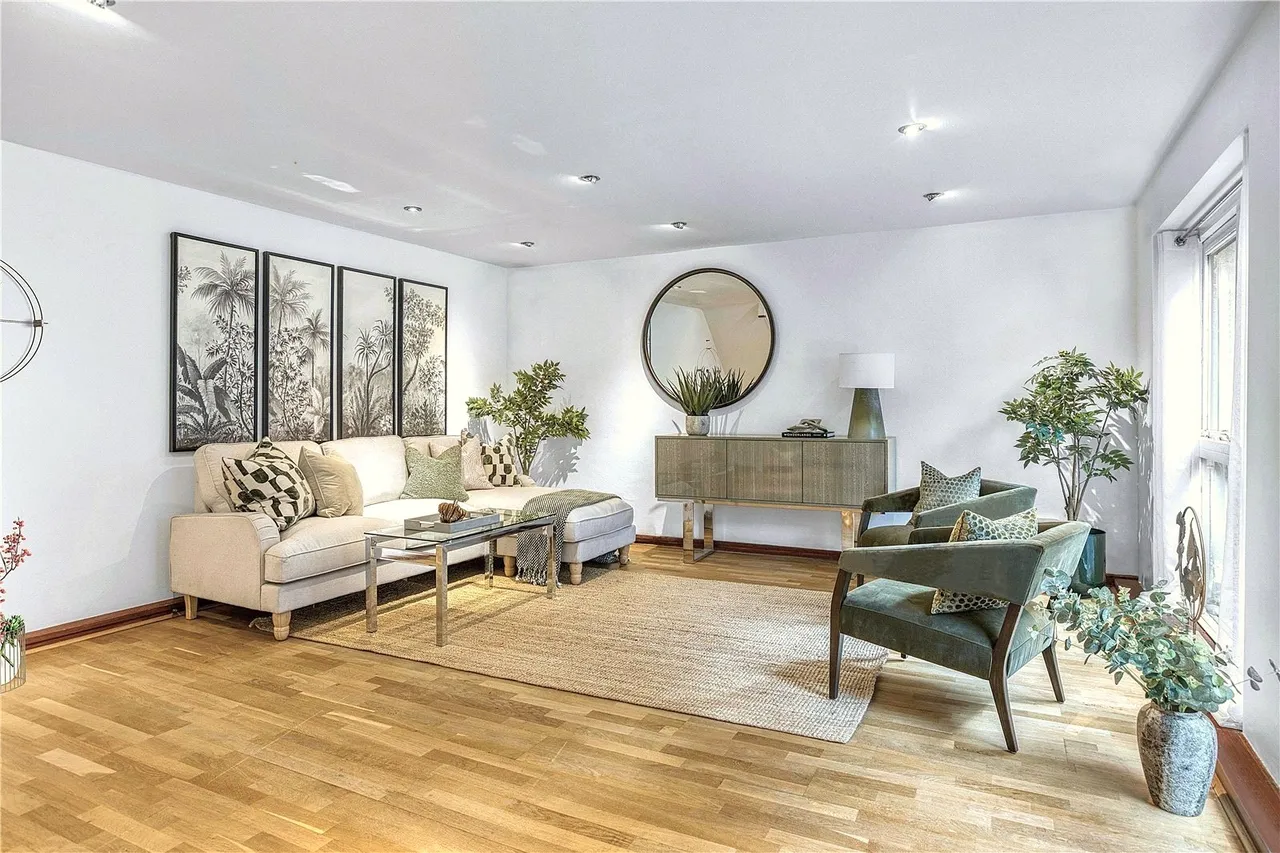 Belsize Mews, Belsize Village, NW3, photo 4