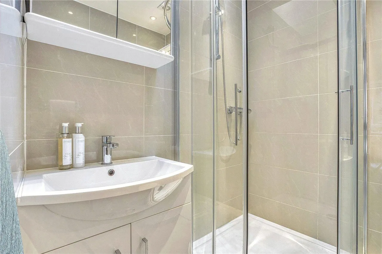 Belsize Mews, Belsize Village, NW3, photo 15