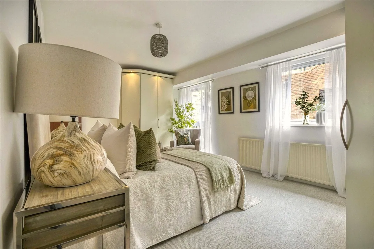 Belsize Mews, Belsize Village, NW3, photo 12