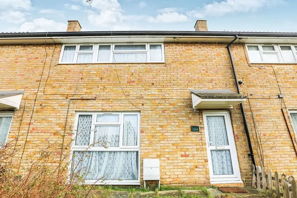 3 bed house to rent — Austen Paths, Stevenage, Hertfordshire, SG2