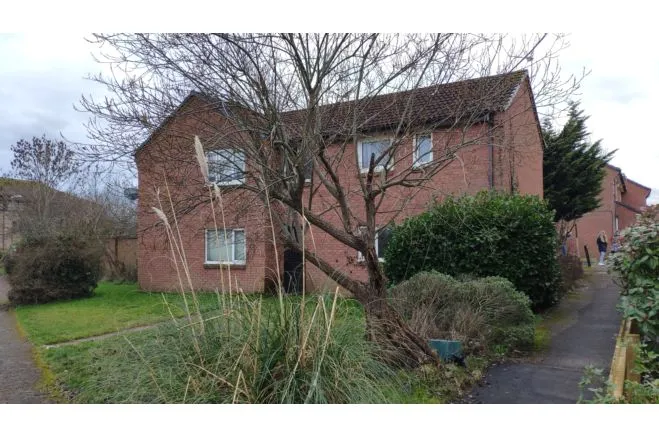 flat for sale, Allington Close, Taunton, TA1