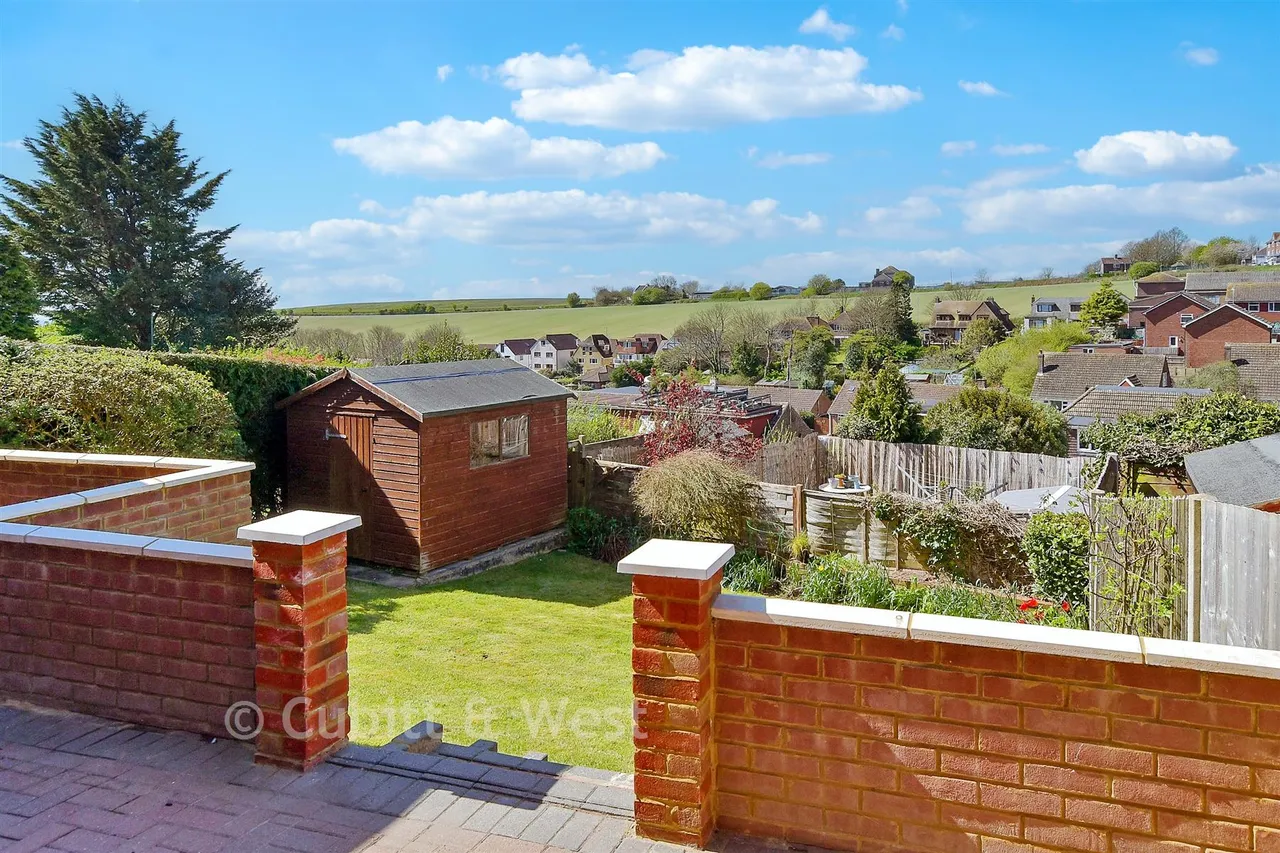 The Brow, Woodingdean, BN2, photo 2