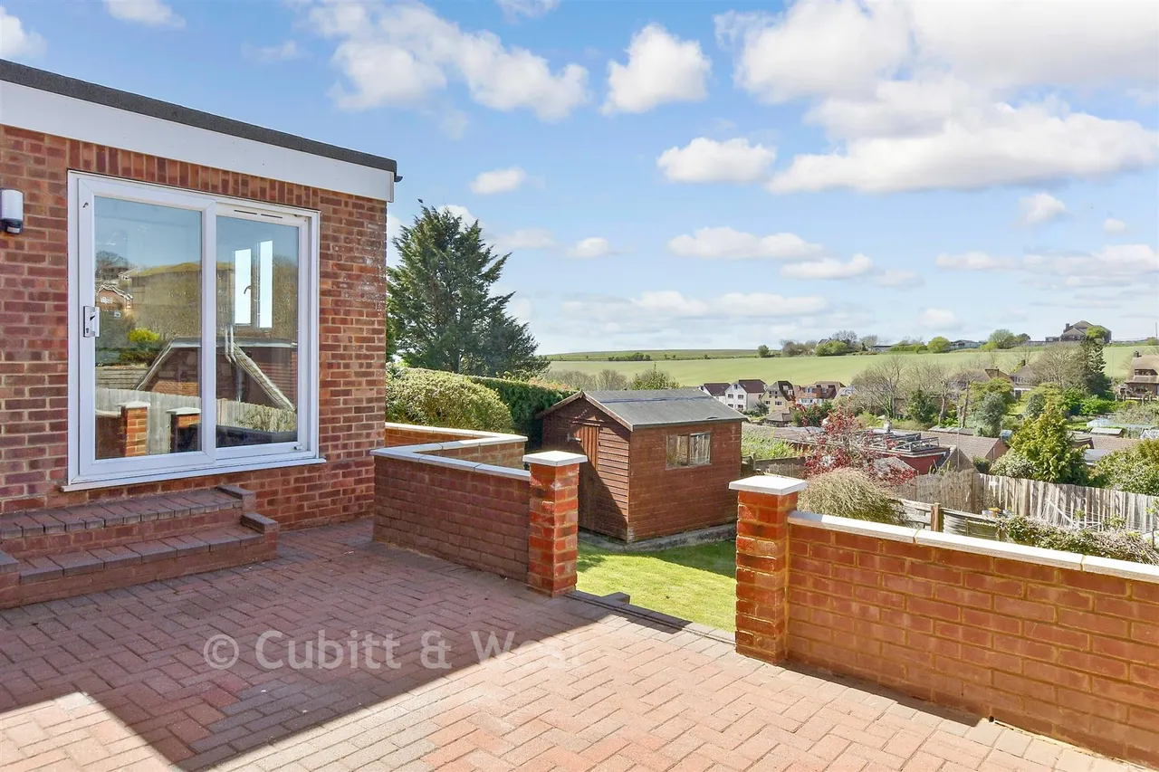 The Brow, Woodingdean, BN2, photo 12