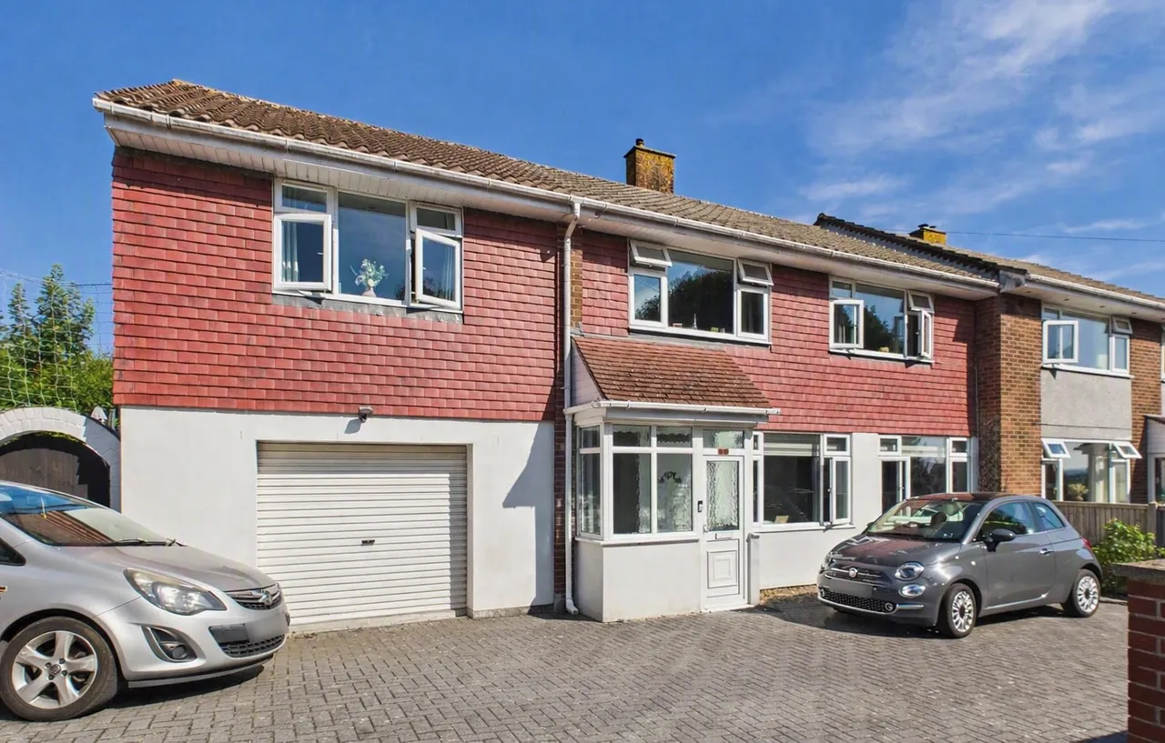 4 bed house for sale, Widley Road, Cosham, PO6