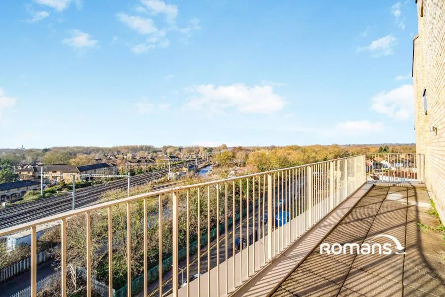Garnet Place, West Drayton, UB7, photo 12