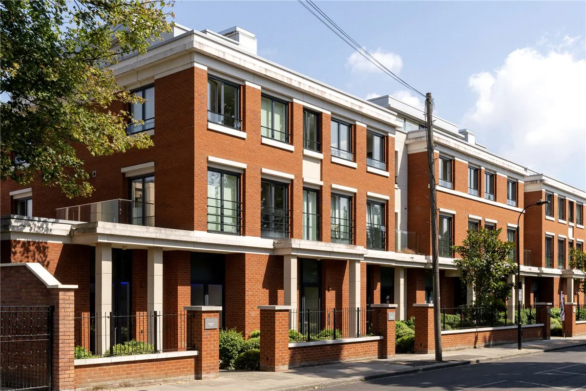 Broomhouse Lane, London, SW6, photo 6