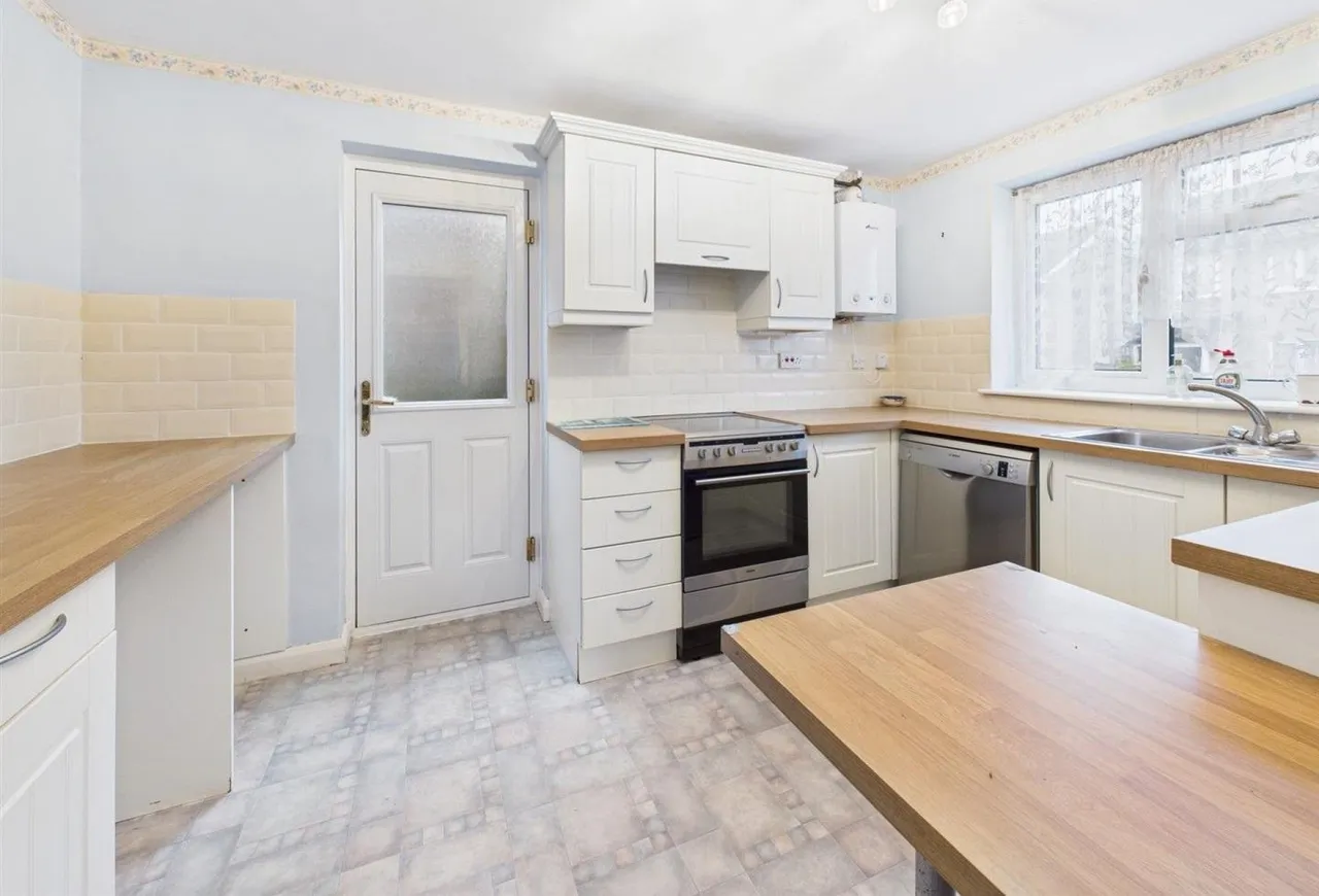 Carisbrook Court, Longthorpe, Peterborough, PE3, photo 4