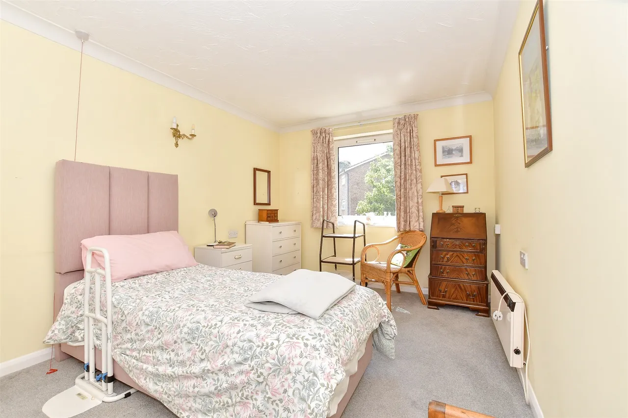 Waterloo Road, Tonbridge, TN9, photo 10