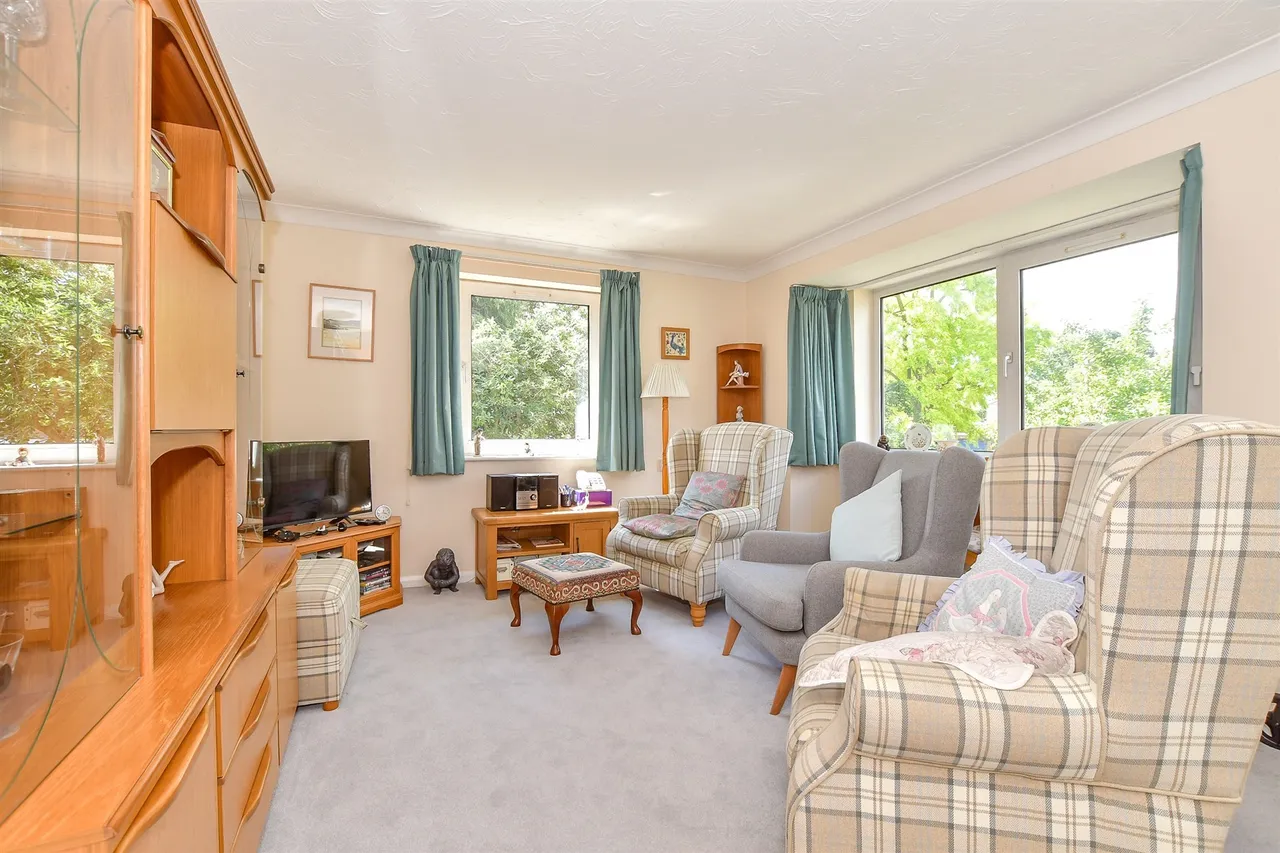 Waterloo Road, Tonbridge, TN9, photo 5