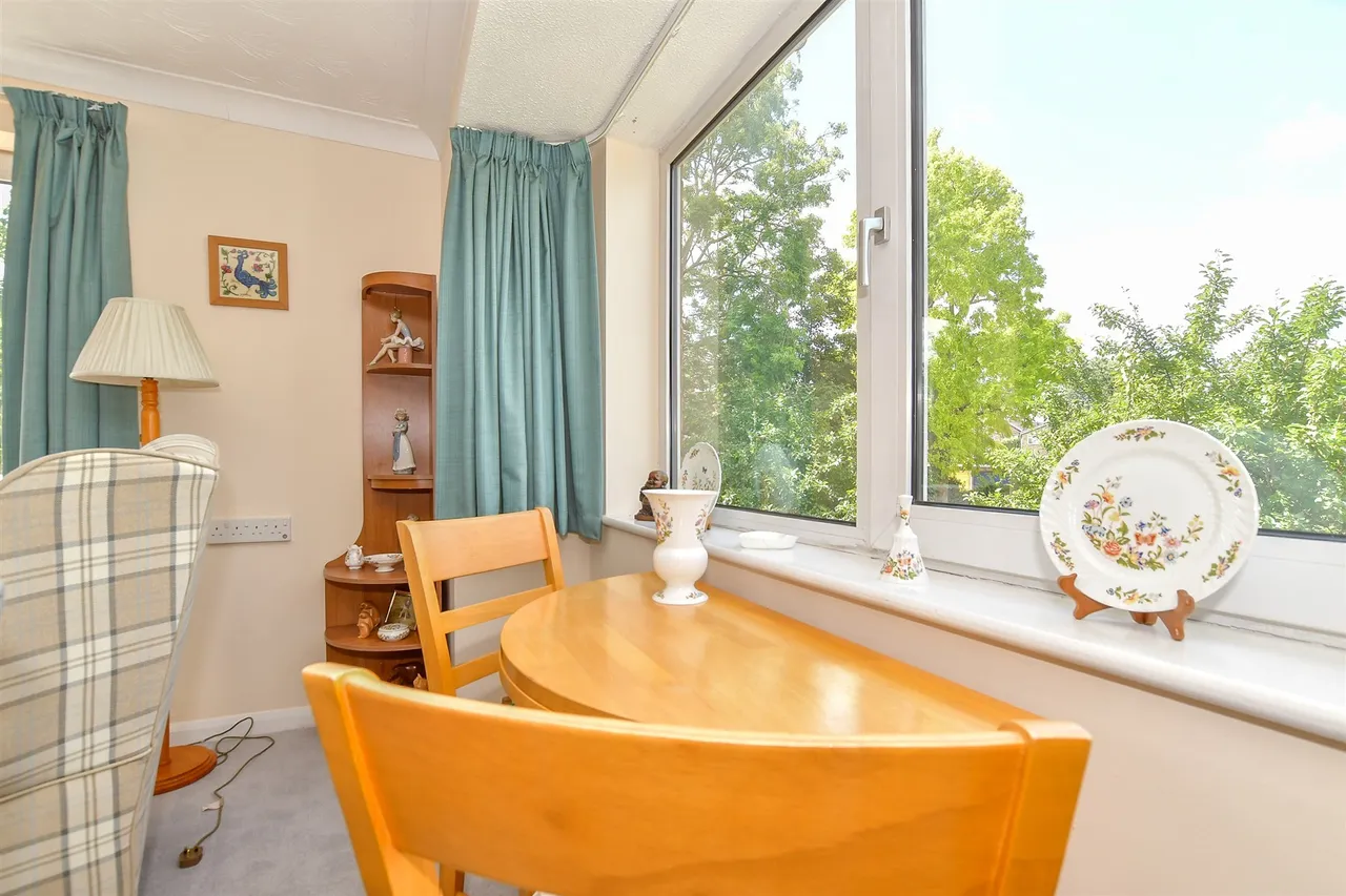 Waterloo Road, Tonbridge, TN9, photo 6