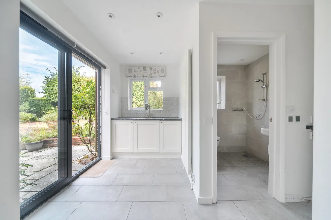 Church Road, Bramshott, GU30, photo 10