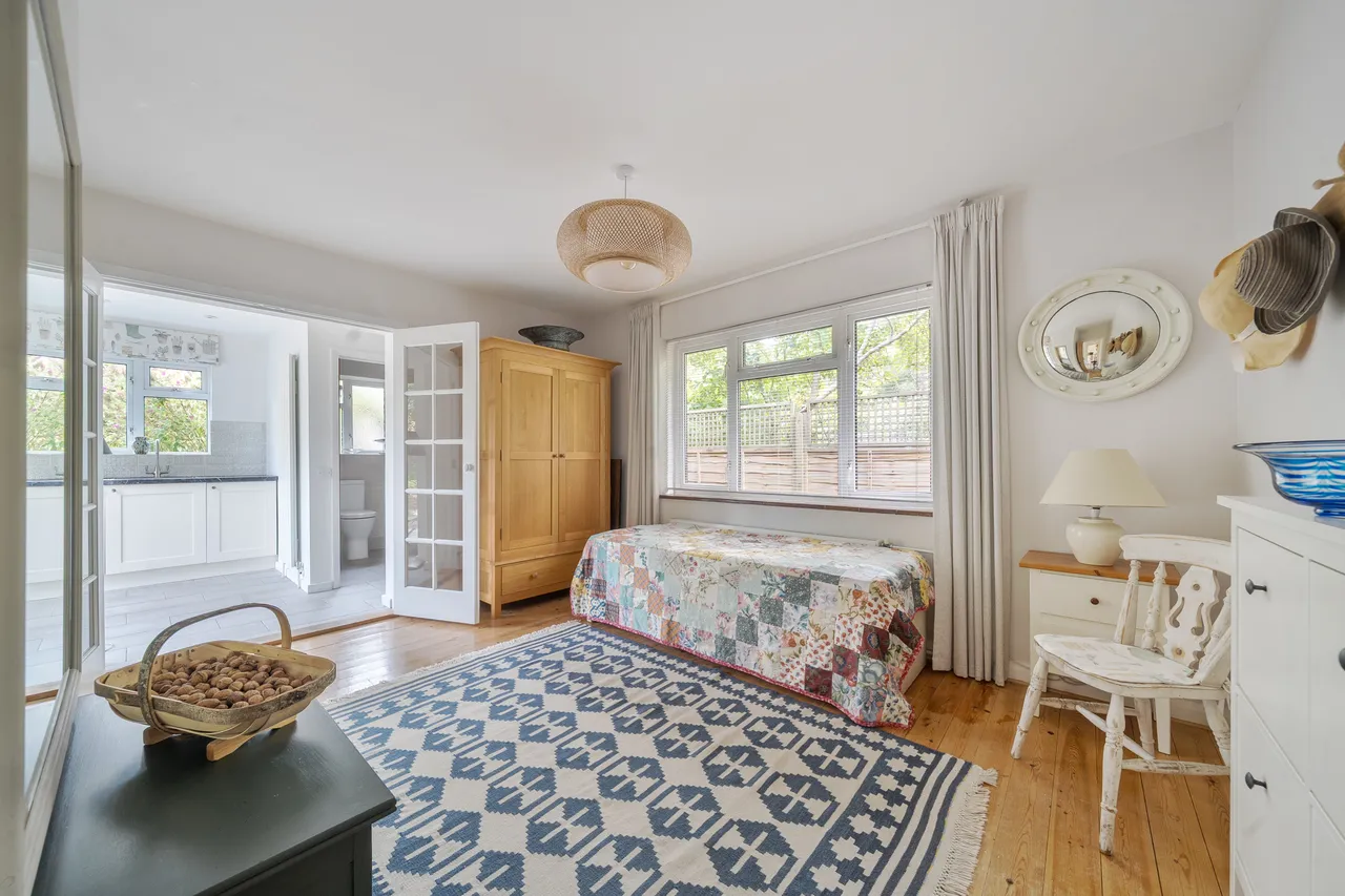 Church Road, Bramshott, GU30, photo 7