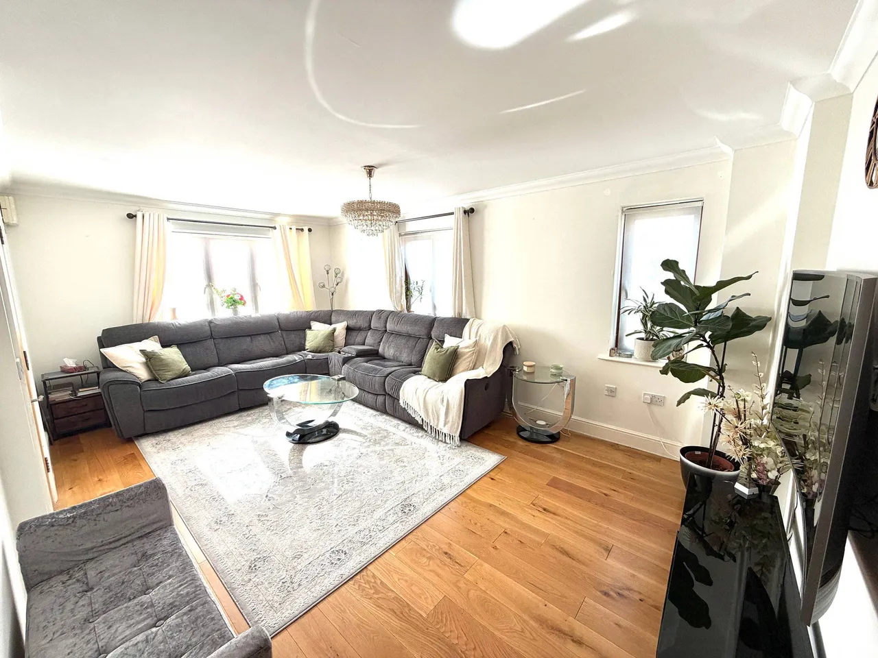 Oakworth Avenue, Broughton, Milton Keynes, Buckinghamshire, MK10 9NU, photo 9