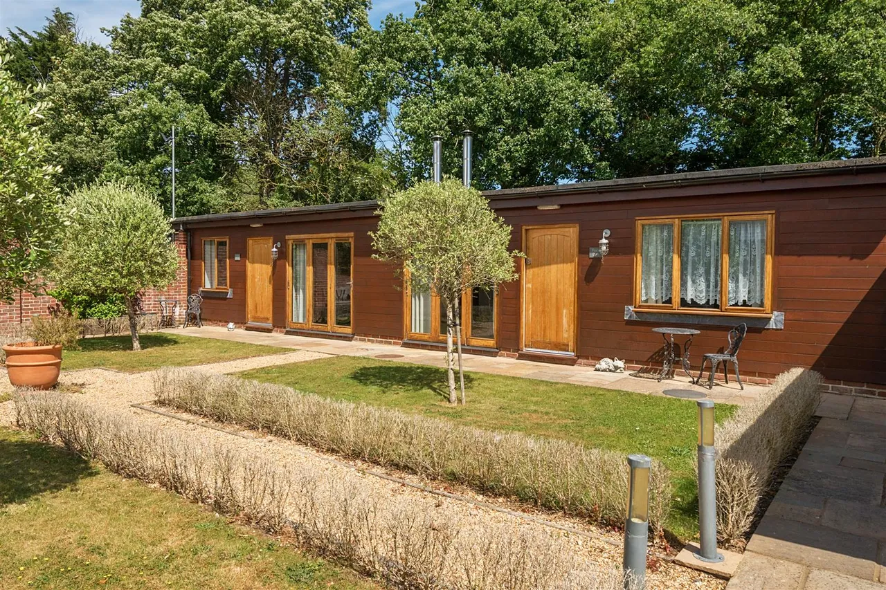 1 bed house for sale — Little Abshot Road, Abshot, Warsash