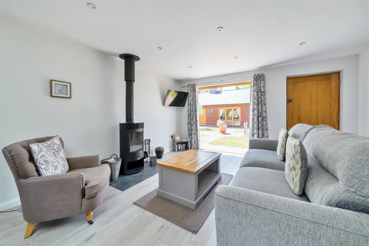 Little Abshot Road, Abshot, Warsash, photo 2