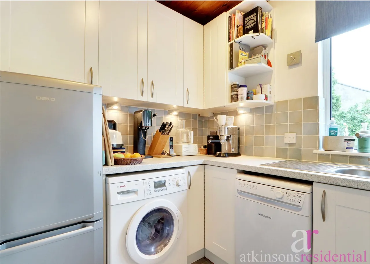 Manor Road, Enfield, Middlesex, EN2 0AR, photo 10