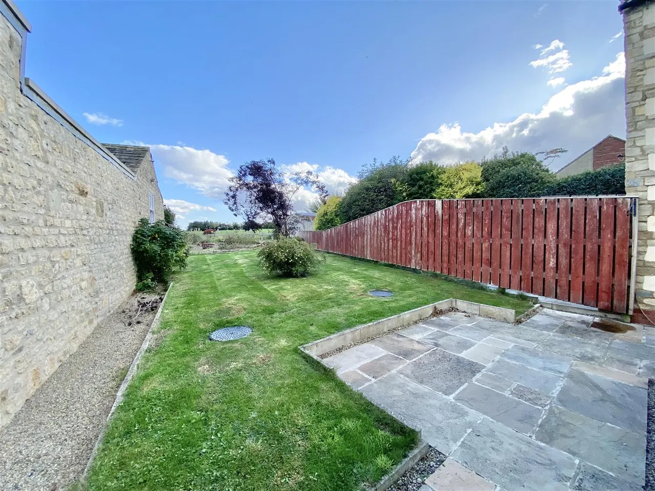 Greenfields, Thornton Watlass, photo 4