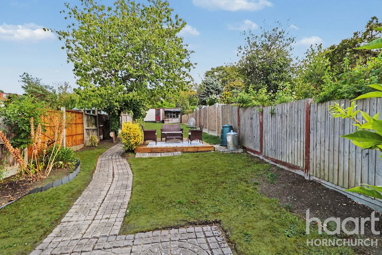 Boscombe Avenue, Hornchurch, RM11, photo 15