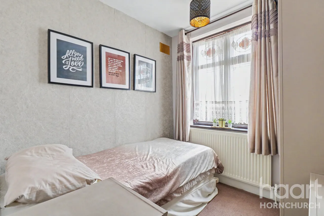 Boscombe Avenue, Hornchurch, RM11, photo 11