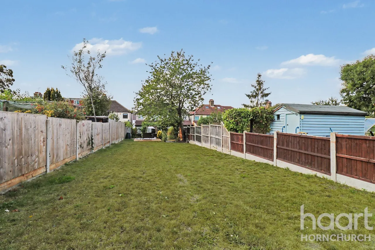 Boscombe Avenue, Hornchurch, RM11, photo 16