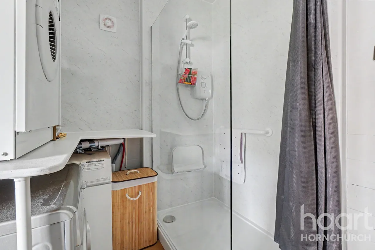 Boscombe Avenue, Hornchurch, RM11, photo 8