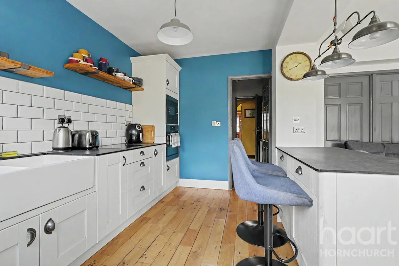 Boscombe Avenue, Hornchurch, RM11, photo 6