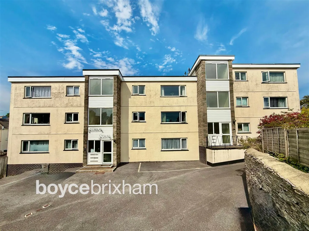 2 bed flat for sale, Castor Road, Brixham