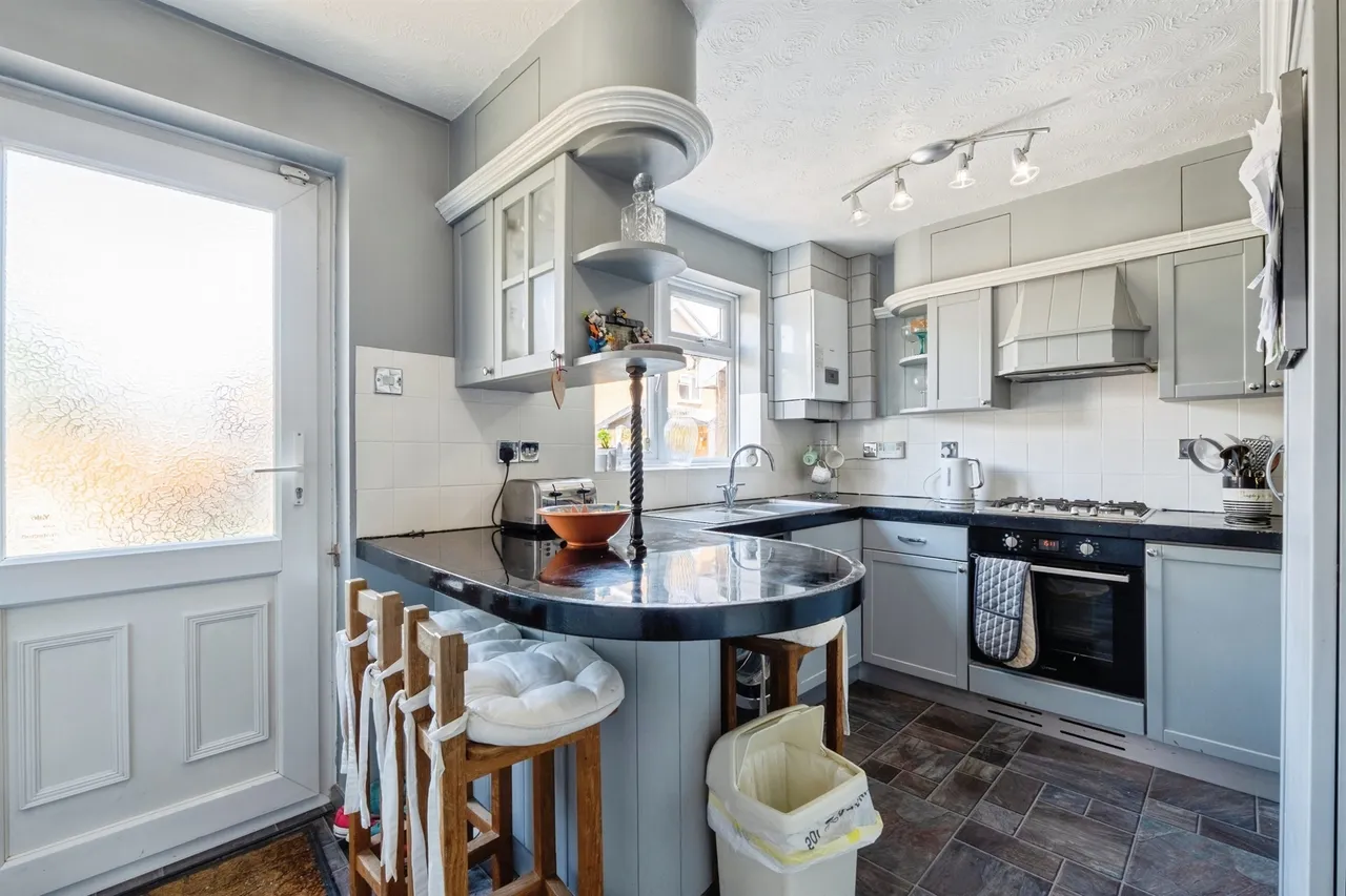 Yarrow Close, Hamilton, LEICESTER, photo 9