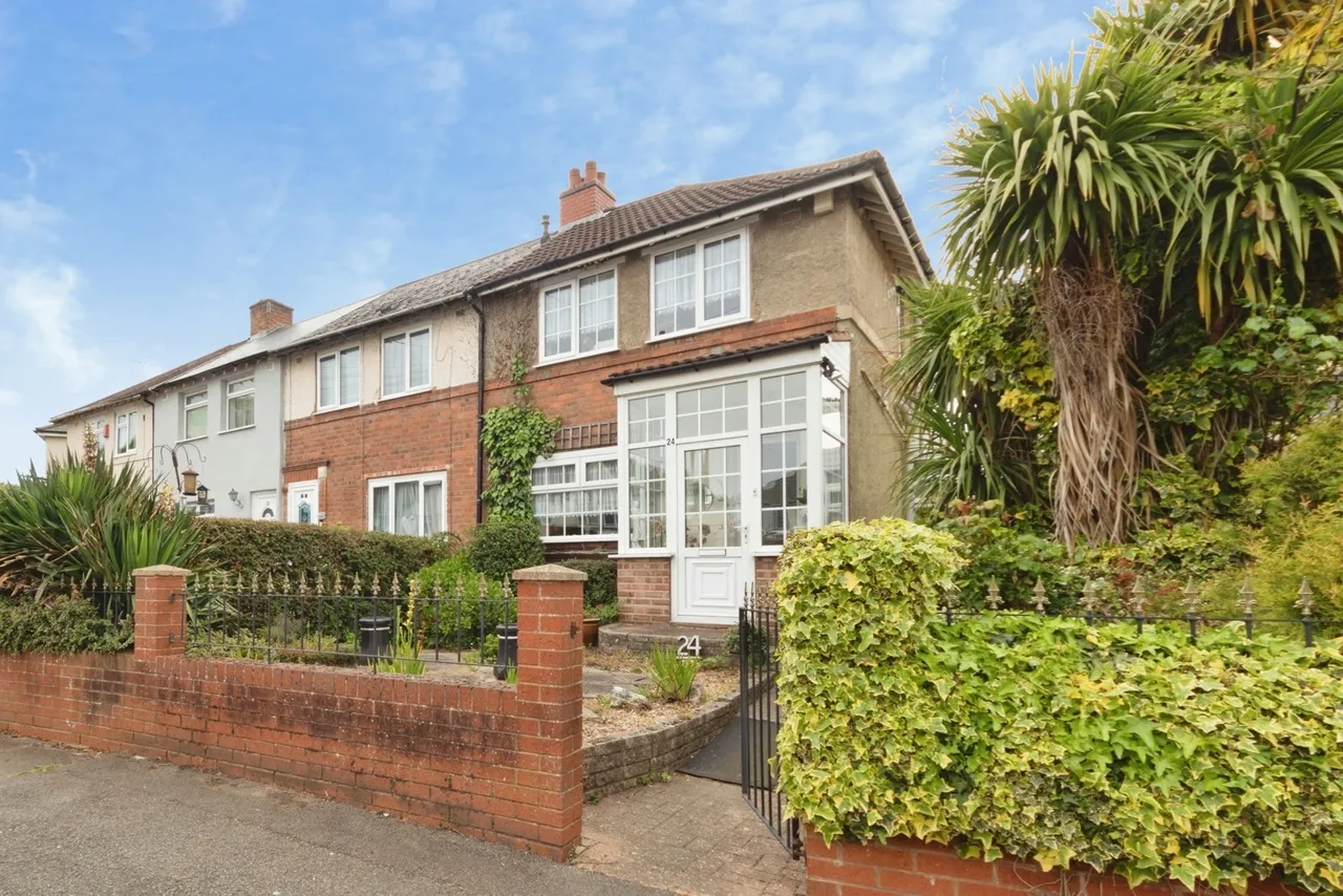 2 bed house for sale — Holcombe Road, Birmingham, West Midlands, B11