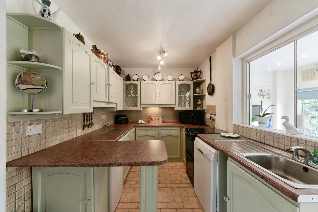 Holcombe Road, Birmingham, West Midlands, B11, photo 14