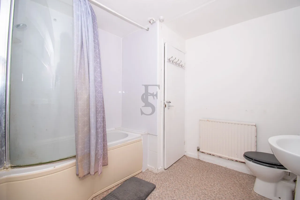 Briar Meads, Oadby, LE2, photo 9
