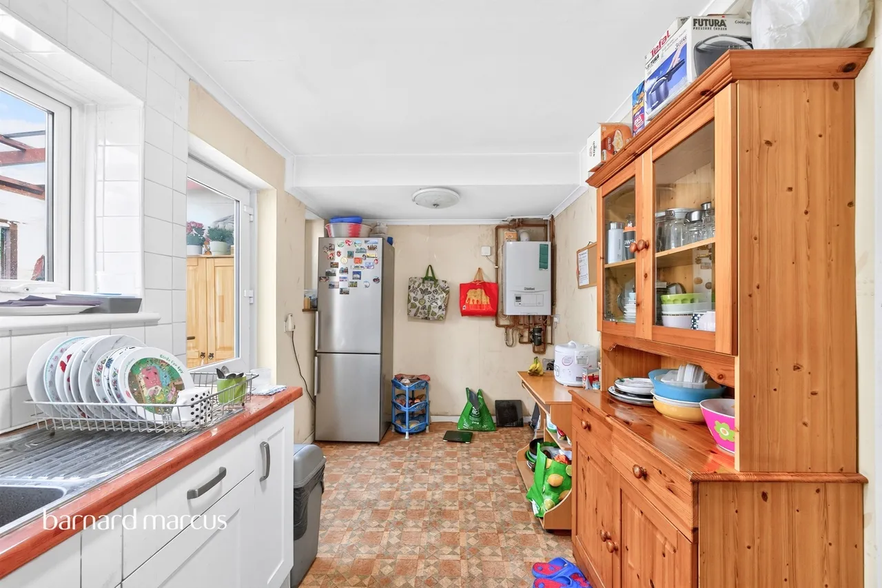 Hatton Green, Feltham, TW14, photo 6