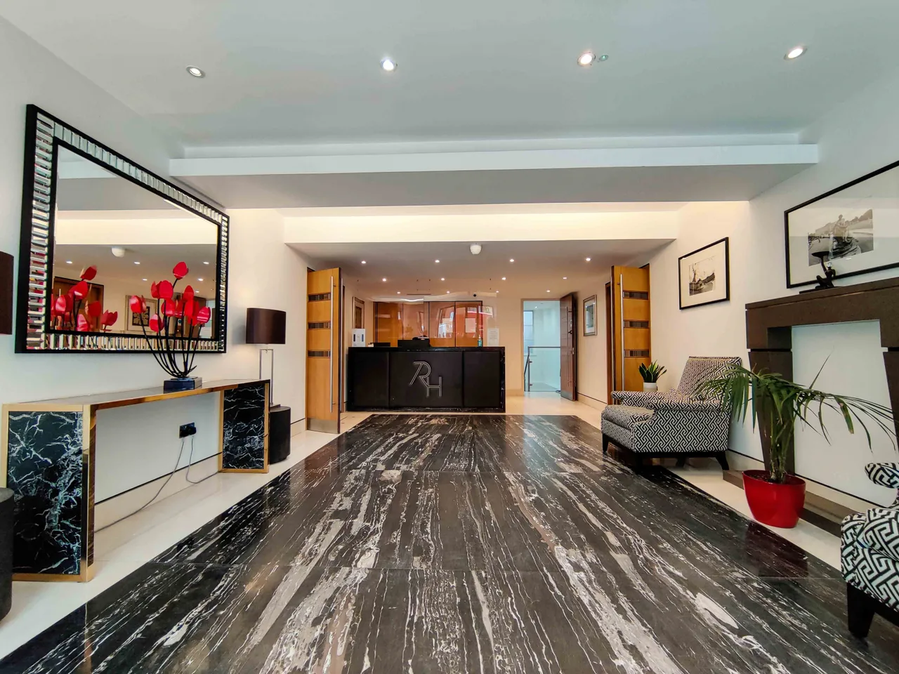 Old Brompton Road, South Kensington, SW7, photo 14
