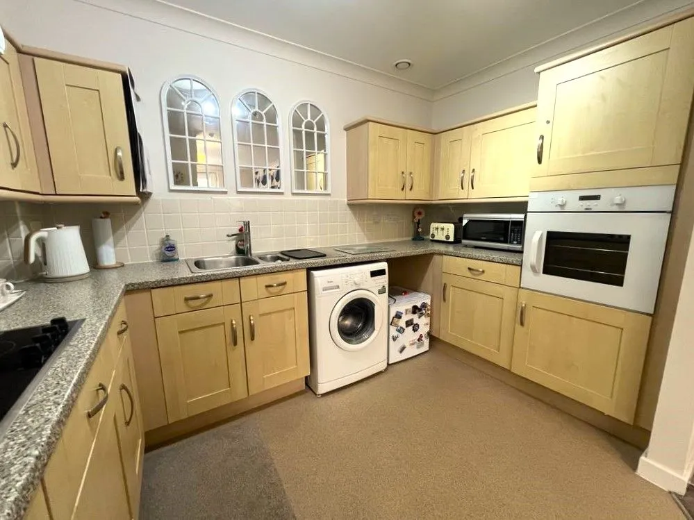 Saxon Court, Turves Green, photo 9