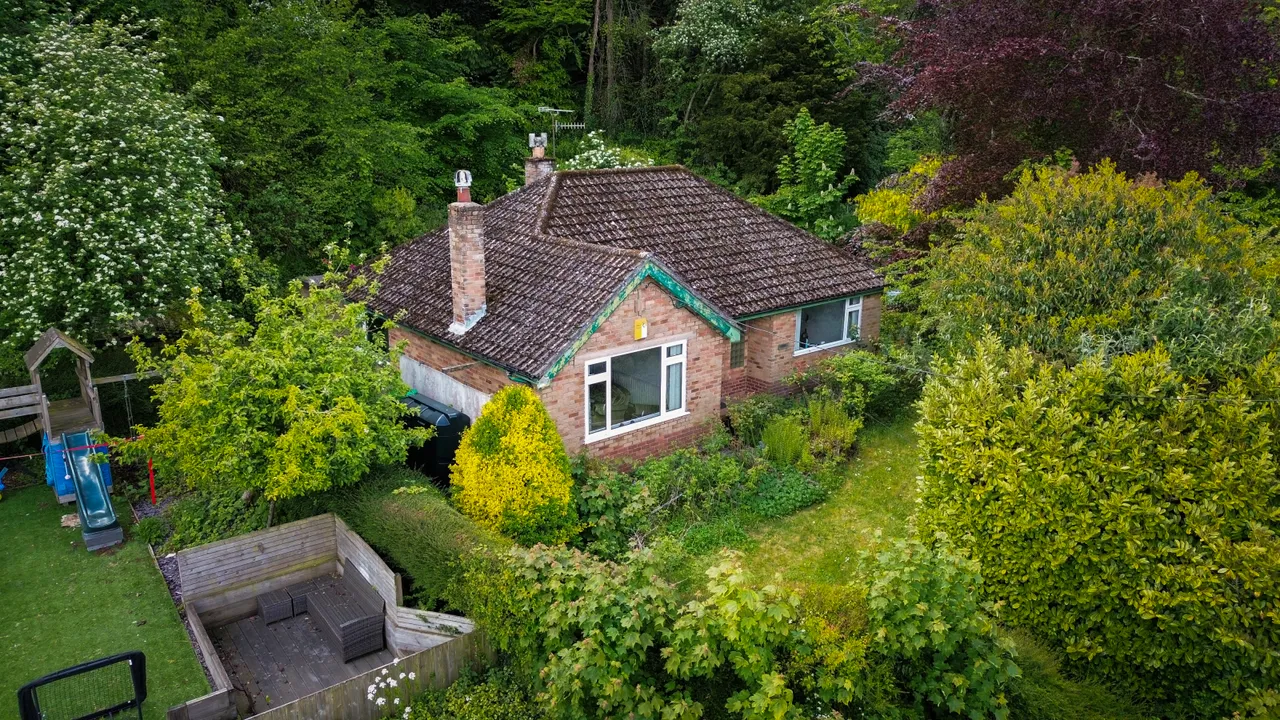 Brynford Road, Holywell, Flintshire, CH8 7RP, photo 3